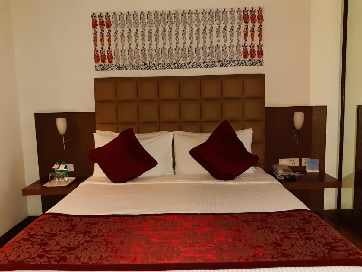 Trinity Hotel Bengaluru Luaran gambar